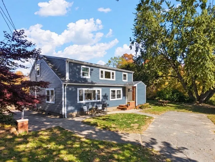 141 Nyes Ln, Acushnet, MA 02743 - #1