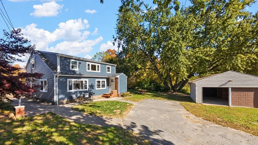 141 Nyes Ln, Acushnet, MA 02743 - #2