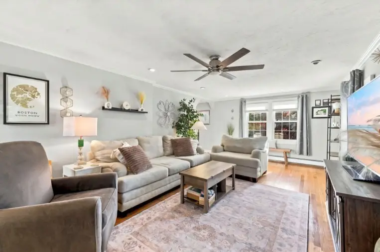 559 Main St, Watertown, MA 02472 - #3