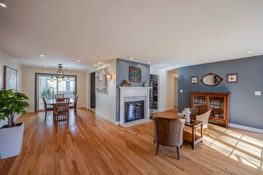 6 Lois Ln #6, Lexington, MA 02420 - #3
