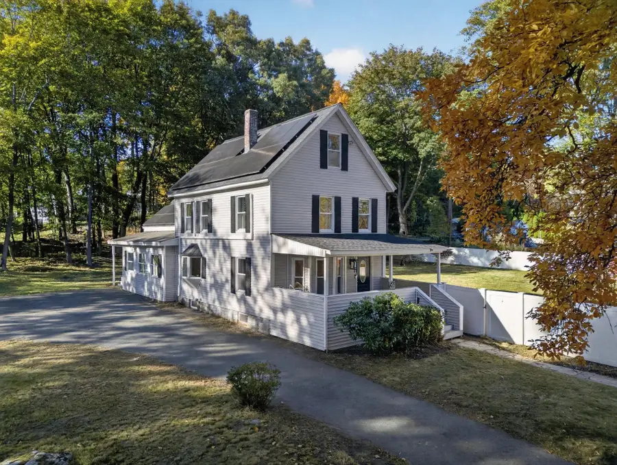 1272 Mammoth Rd, Dracut, MA 01826 - #2