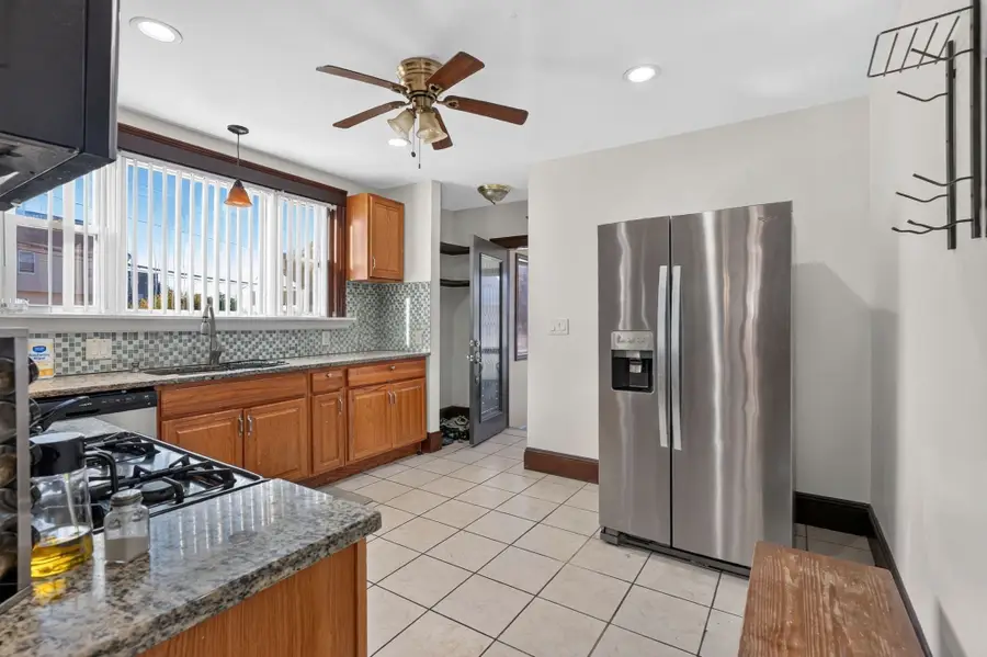 336-338 Riverside Ave, Medford, MA 02155 - #3