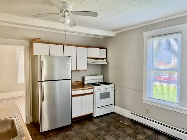 35 Fisher Ave, East Longmeadow, MA 01028 - #3