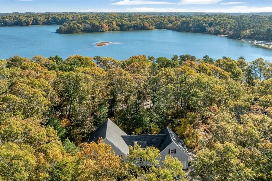 29 Redlands Rd, Falmouth, MA 02536 - #2
