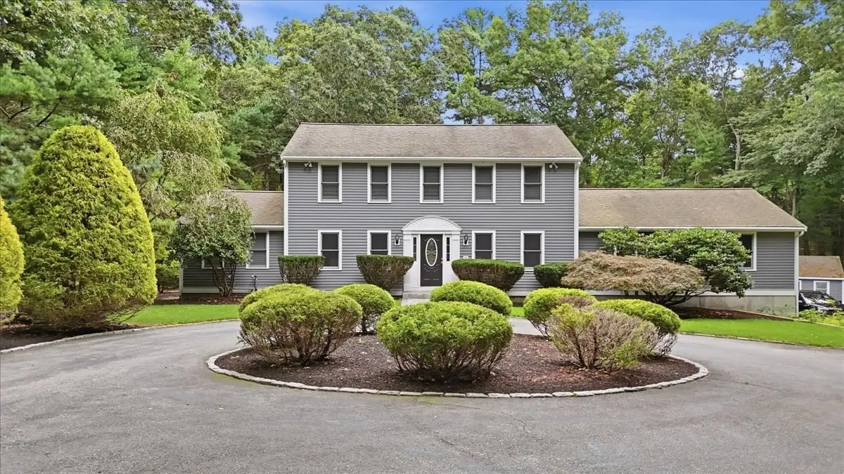 379 Main St, Hanson, MA 02341 - #1