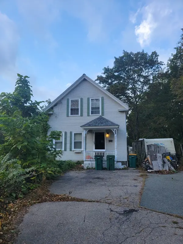 43 Dean St, Mansfield, MA 02048