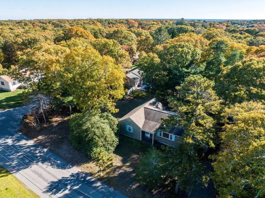 9 Greendale Ln, Harwich, MA 02645 - #3