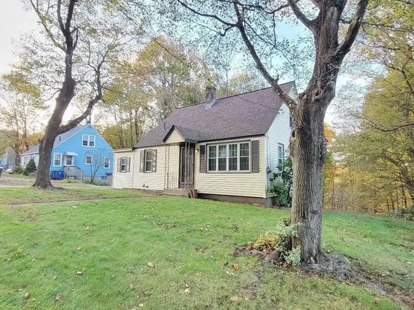 103 Elm Street, Leominster, MA 01453