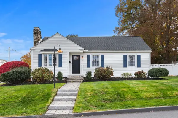 45 Houston Ave, Methuen, MA 01844