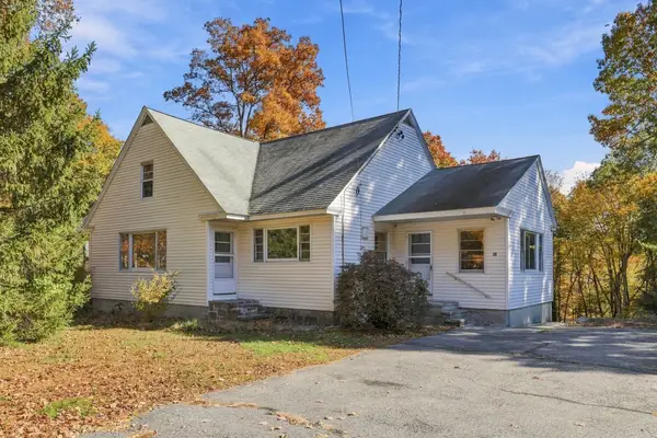 42 E Prescott Street, Westford, MA 01886