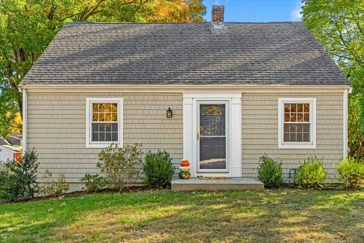 100 Grove St, Norwell, MA 02061 - #1