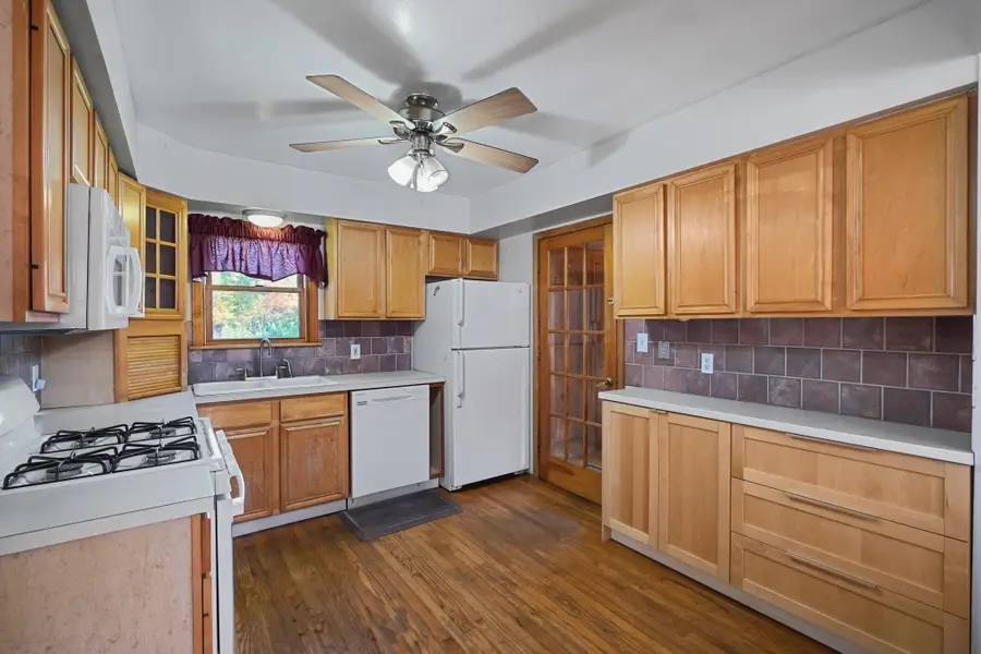 264 Taunton Ave, Seekonk, MA 02771 - #3