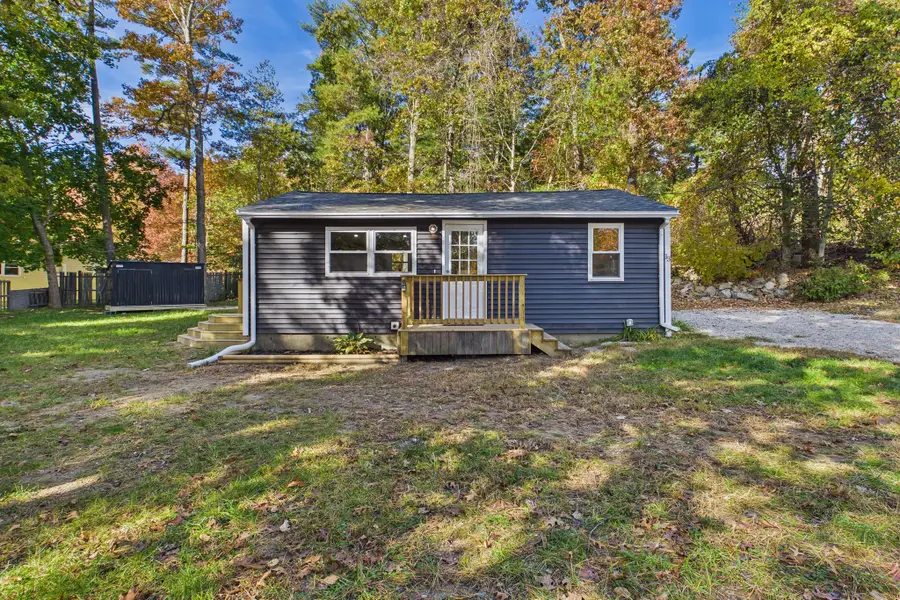 13 Cherry St, Lakeville, MA 02347 - #2