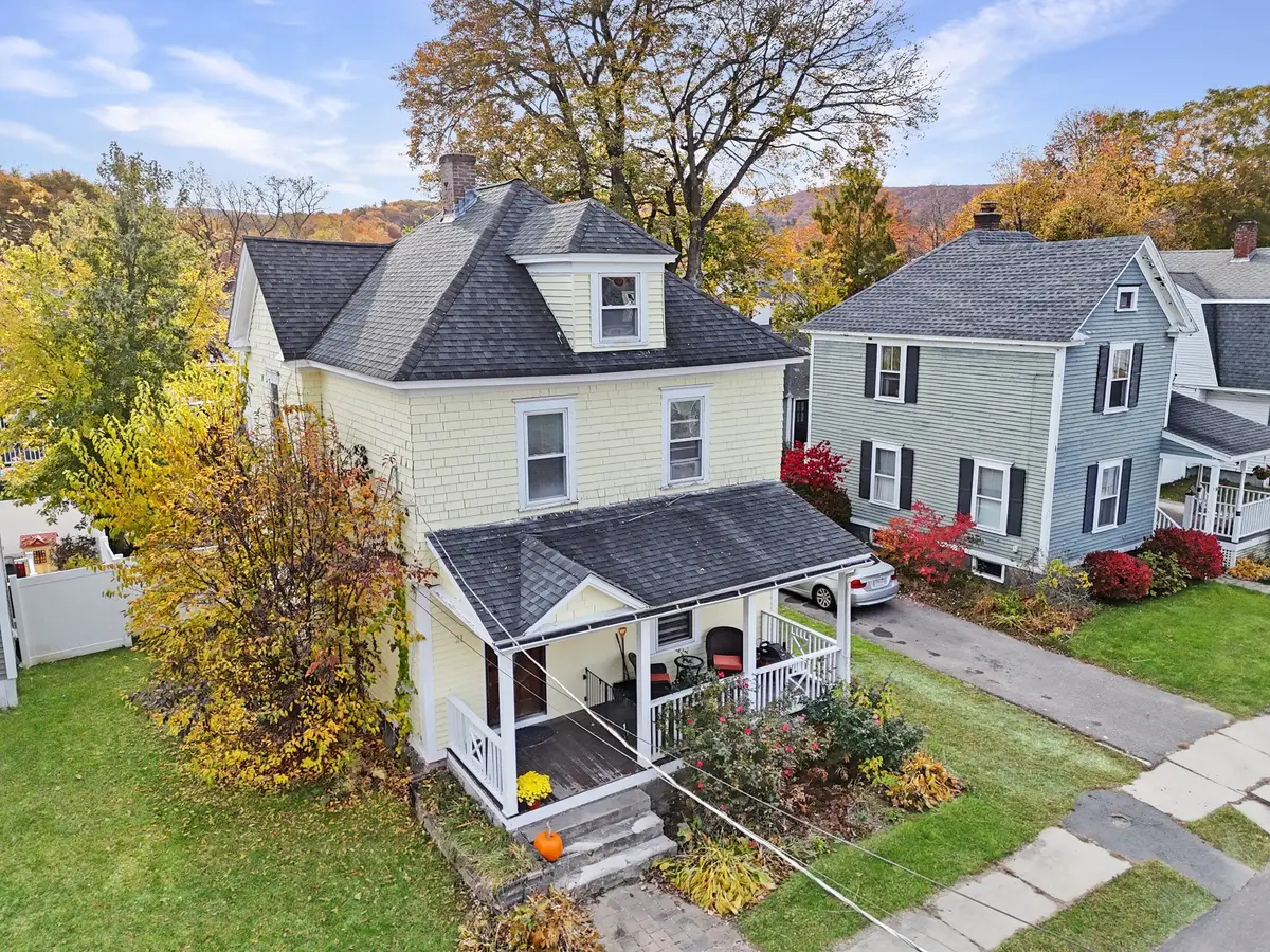 21 Orchard Ter, Leominster, MA 01453 - #1