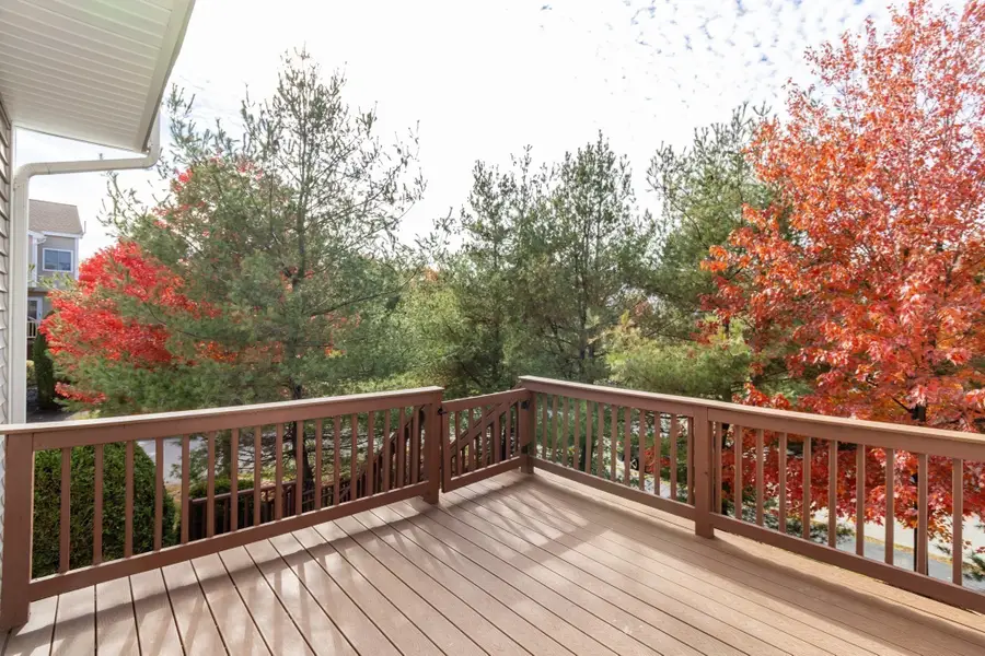 245 America #21d, Ashland, MA 01721 - #2