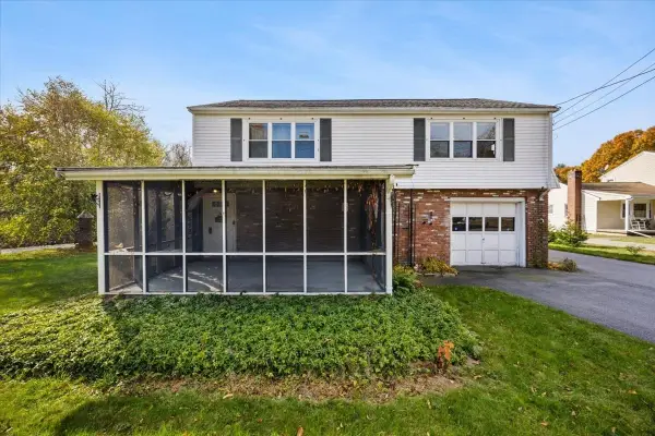 10 Old Elm St, Bellingham, MA 02019