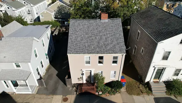 84 Walden St, New Bedford, MA 02740