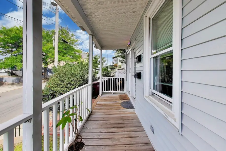 9 Irving St, Everett, MA 02149 - #3
