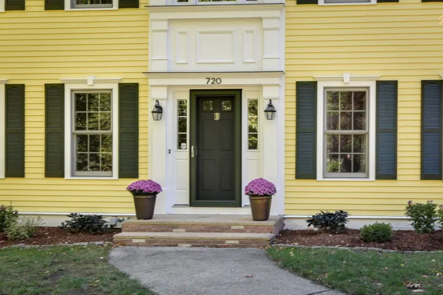 720 Salem End Road, Framingham, MA 01702 - #3