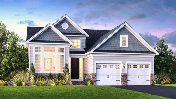 10 Fairway Lane #64, Lynnfield, MA 01940