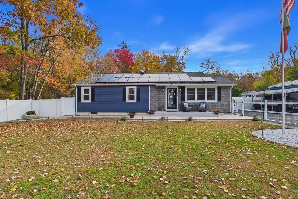 34 Middleboro Rd, East Freetown, MA 02717 - #1
