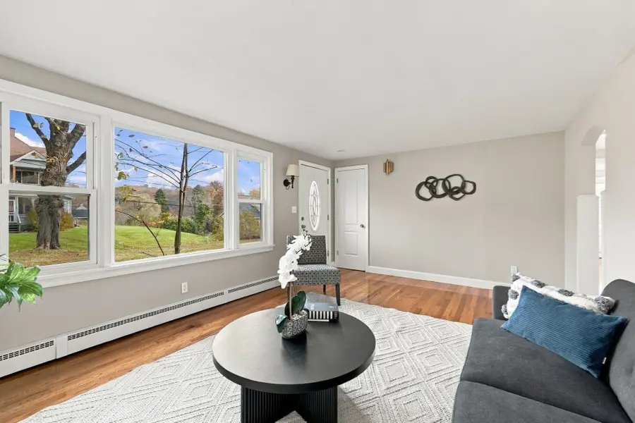 186 Sikes Ave, West Springfield, MA 01089 - #3