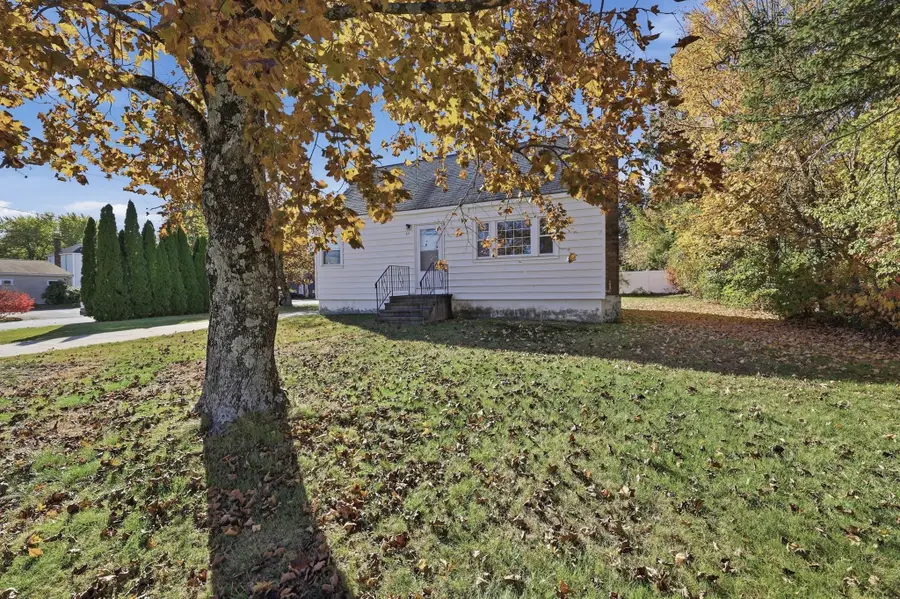 65 Holliston Street, Medway, MA 02053 - #3