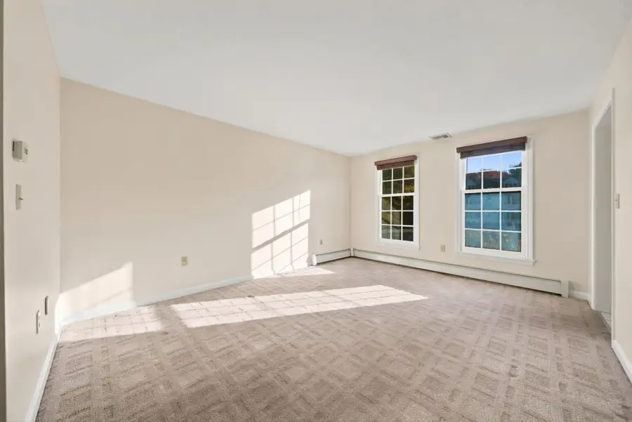 5 Barnes Circle, Marlborough, MA 01752 - #3