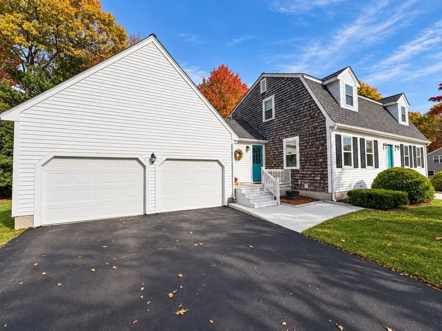 106 Shingle Mill Ln, Hanover, MA 02339 - #3