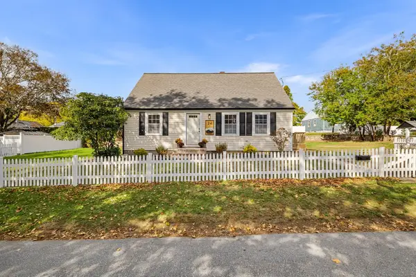 24 Jesse St, Fairhaven, MA 02719