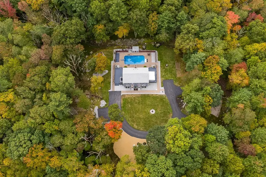 60 Main Street, Sutton, MA 01590 - #3
