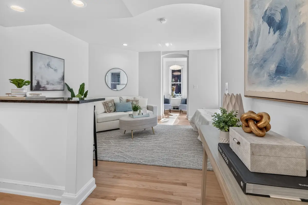 176 Commonwealth #3, Boston, MA 02116 - #1