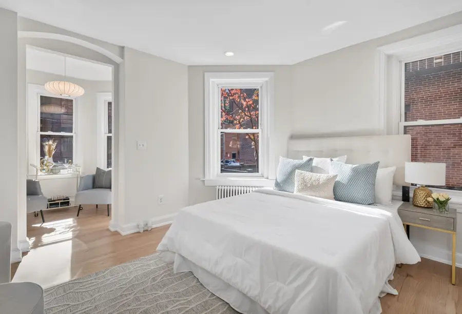 176 Commonwealth #3, Boston, MA 02116 - #3