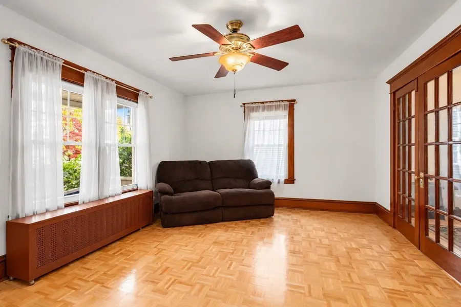 13 Sitnik Ave, Chicopee, MA 01013 - #3