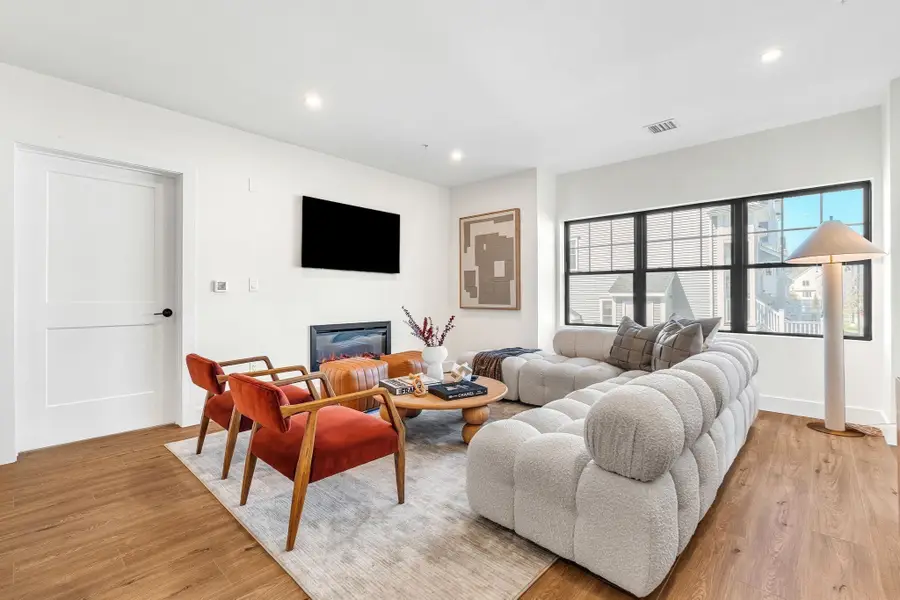 20 Audubon Way #202, Canton, MA 02021 - #2