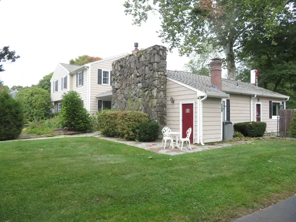 40 Harvey Street, Attleboro, MA 02703