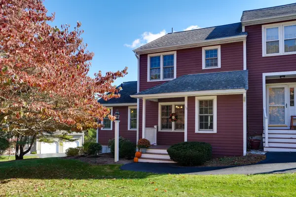 95 Laurelwood Drive #95, Hopedale, MA 01747