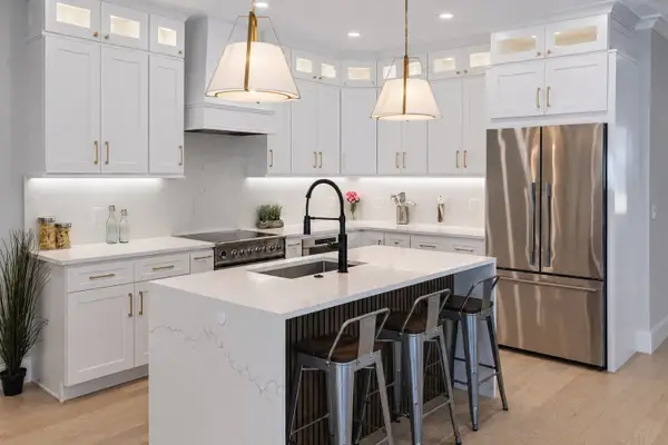 11 Auburn Avenue #11A, Somerville, MA 02145