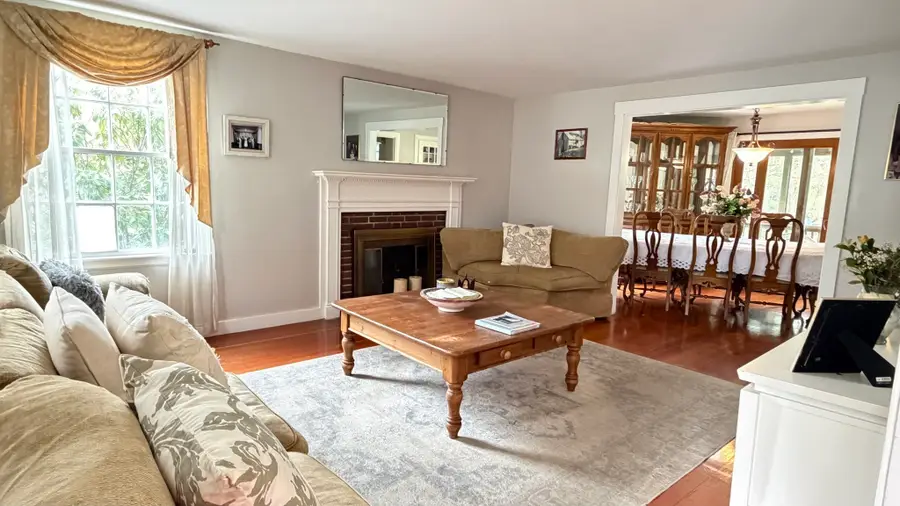 62 W Union St, Ashland, MA 01721 - #3