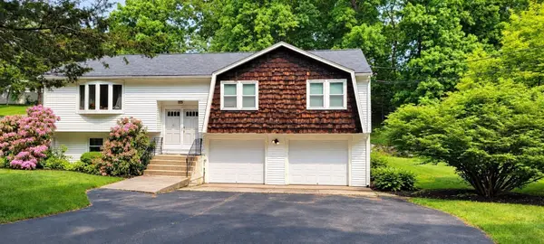 48 Badger Rd, Framingham, MA 01702