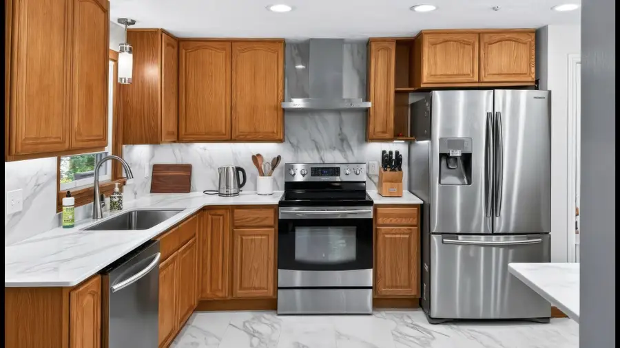 48 Badger Rd, Framingham, MA 01702 - #2