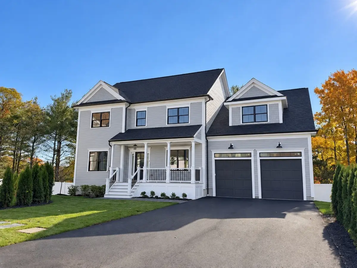 4 Toucan St, Boston, MA 02132 - #1