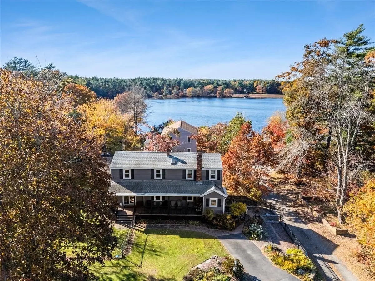 18 Lakeway St, Middleboro, MA 02346 - #1