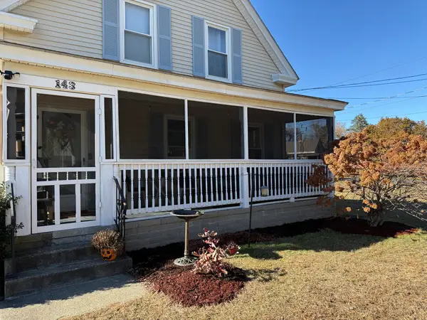143 Phineas St, Dracut, MA 01826