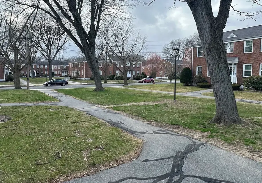 18 Colony Rd #18, West Springfield, MA 01089 - #2