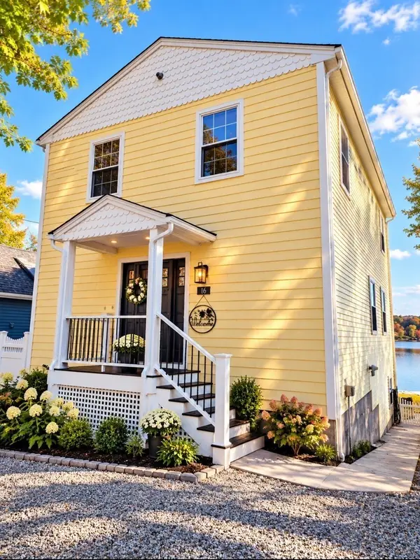 16 Cottage Colony, Douglas, MA 01516