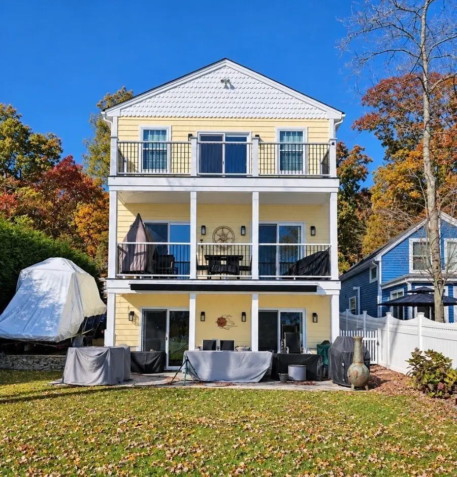 16 Cottage Colony, Douglas, MA 01516 - #2