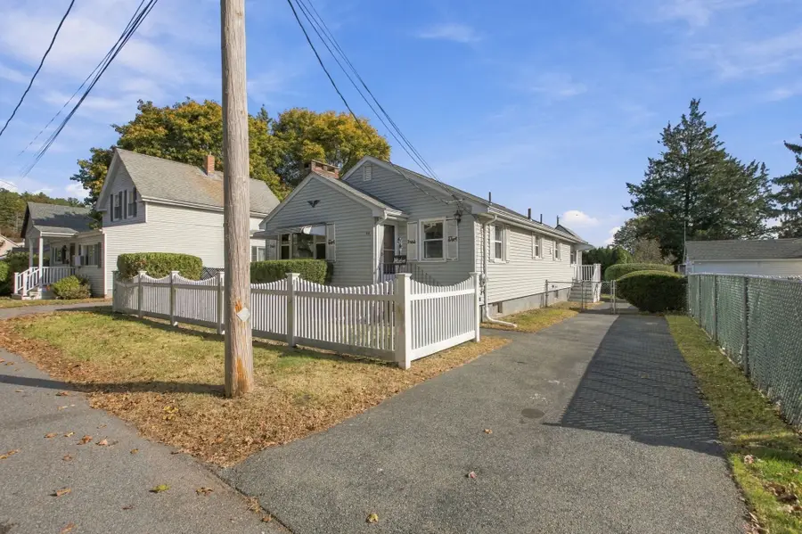 44 Sigourney St, Lynn, MA 01905 - #2