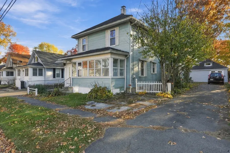 62 Lorimer St, Springfield, MA 01151 - #2