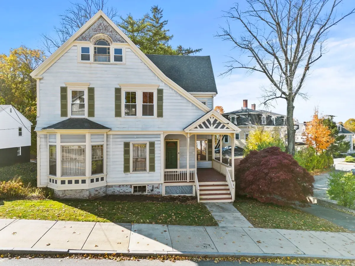 5 Warren Ave, Woburn, MA 01801 - #1